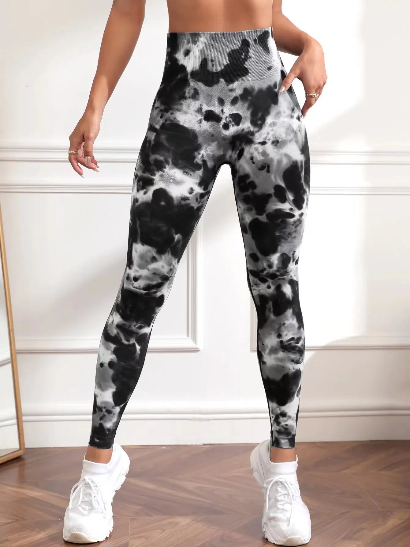 Women’s Tie Dye Effect Seamless Scrunch Butt Leggings 33 Designs - T.O.M.S Direct